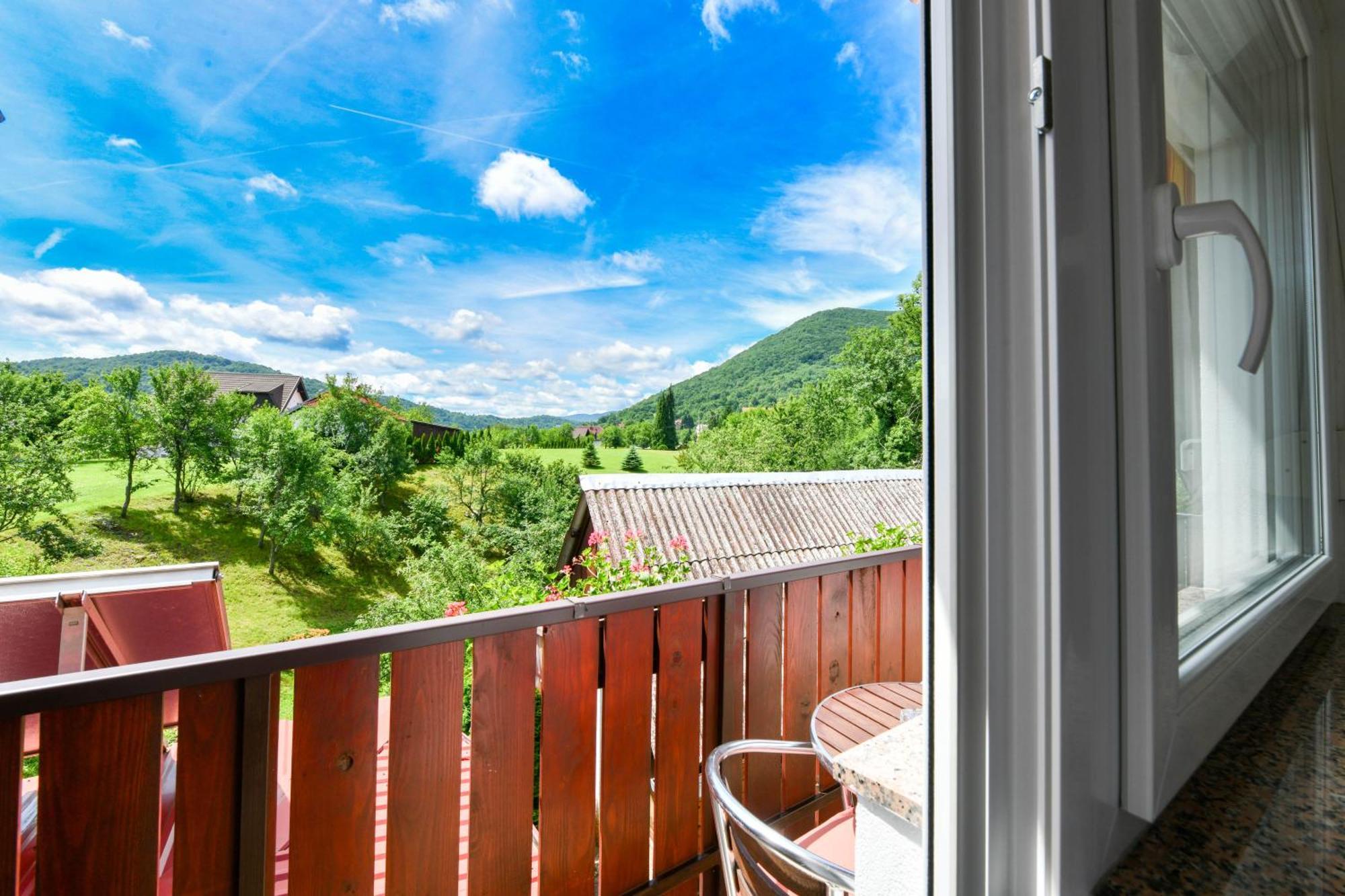 House Marija B&B Селиште-Дрежничко Экстерьер фото