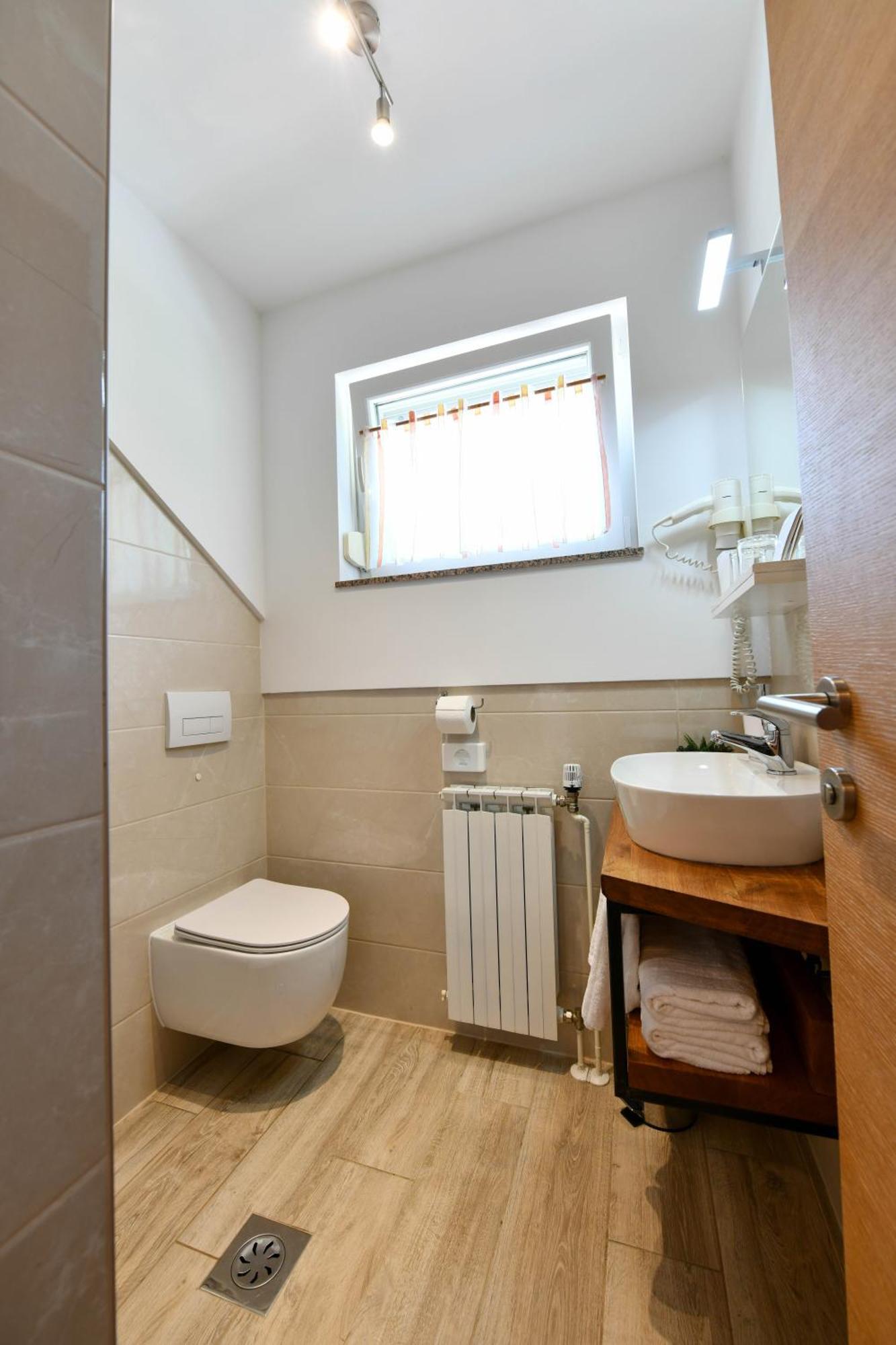 House Marija B&B Селиште-Дрежничко Экстерьер фото