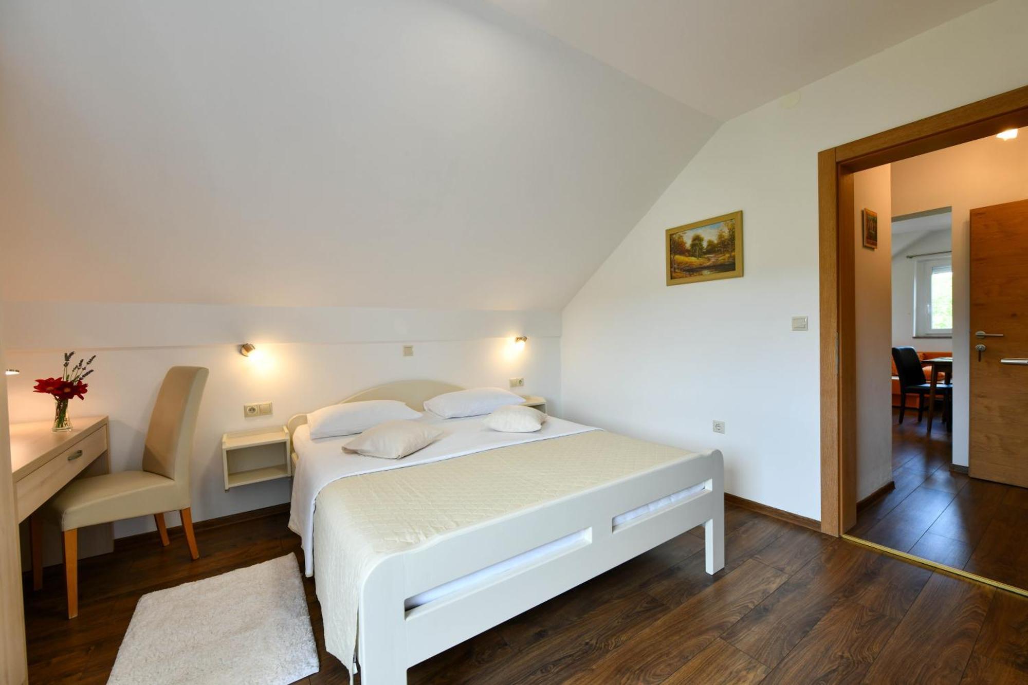 House Marija B&B Селиште-Дрежничко Экстерьер фото