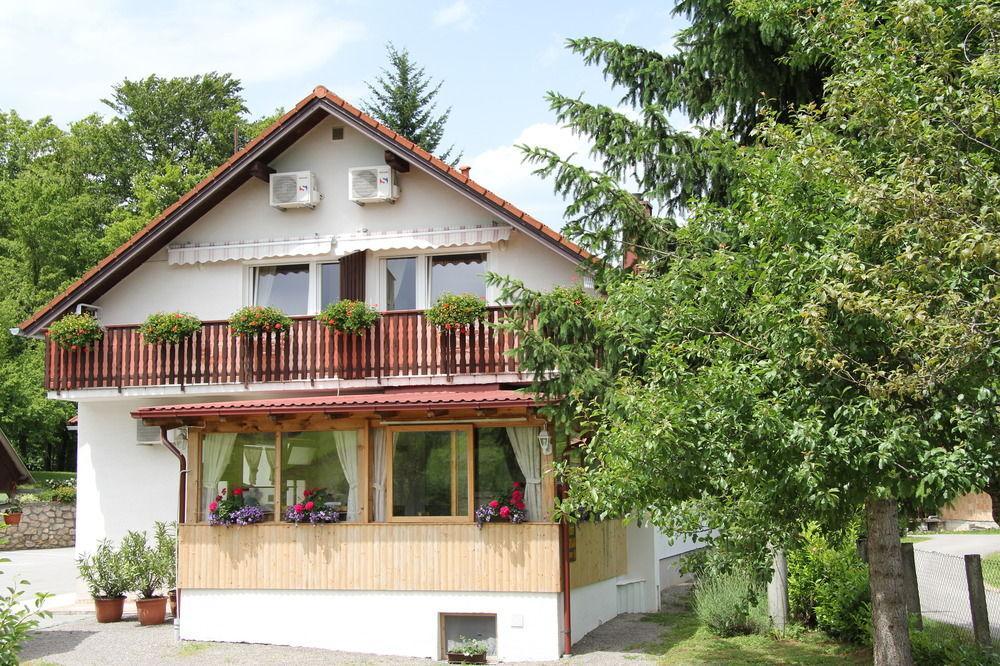 House Marija B&B Селиште-Дрежничко Экстерьер фото